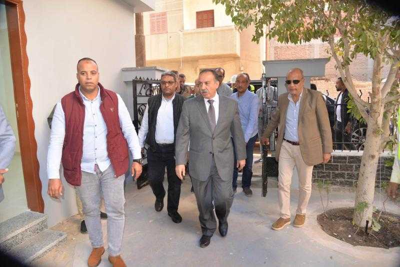 محافظ أسيوط يتفقد الأعمال الجارية لتطوير حديقة عادل حليم