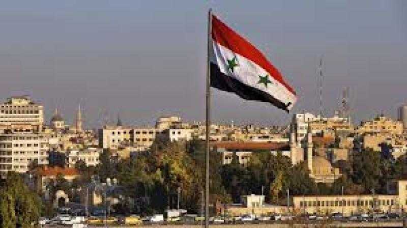 سوريا: مقتل 6 أشخاص بينهم عسكريان جراء هجوم إسرائيلي بريف حمص