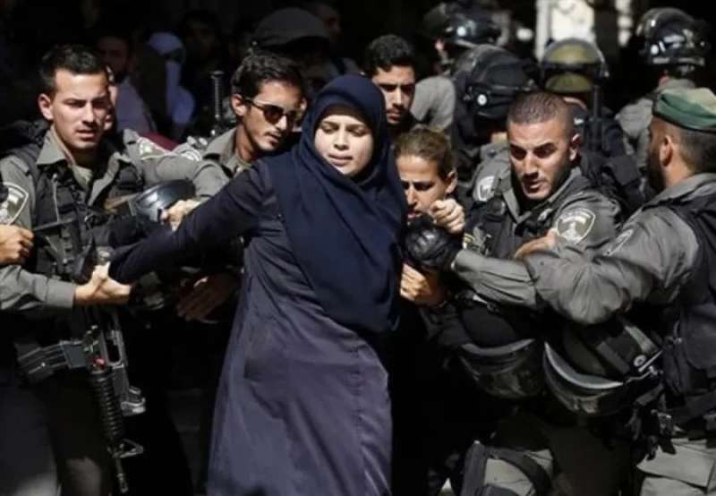 شرطة الاحتلال تعتقل سيدة فلسطينية
