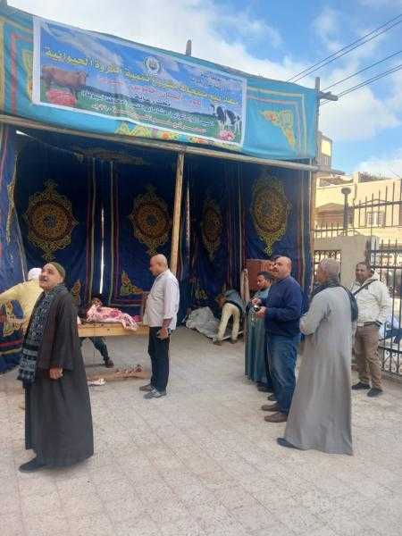 محافظ أسيوط: استمرار فتح منافذ لبيع السلع بأسعار مخفضة