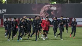 الشناوي يجاور بن شرقي.. مفاجآت في دكة بدلاء الأهلي أمام مودرن سبورت