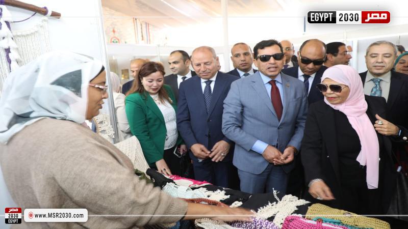 محافظ القاهرة ووزير الشباب والرياضة