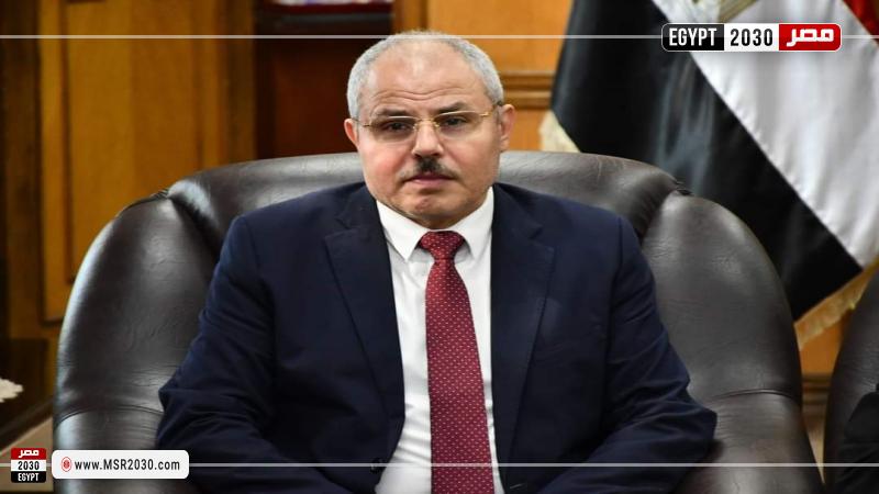 رئيس جامعة قناة السويس