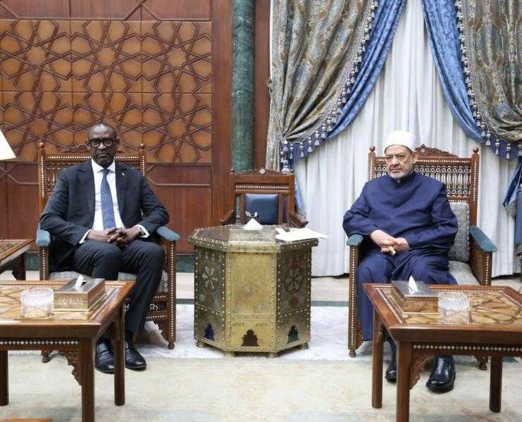 شيخ الأزهر يستقبل وزير خارجية مالي لمناقشة سبل تعزيز دعم الأزهر التعليمي والدعوي لأبناء مالي