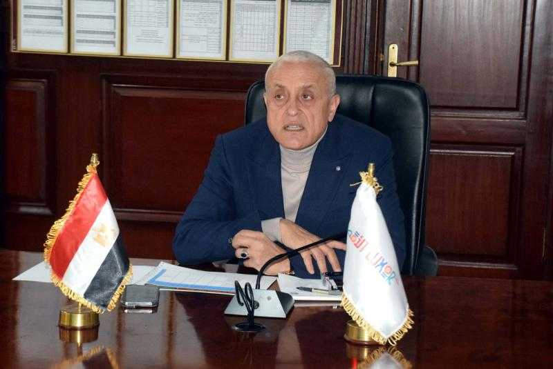 محافظ الأقصر يتابع تنفيذ خطة الهيئة القومية لمياه الشرب والصرف الصحي