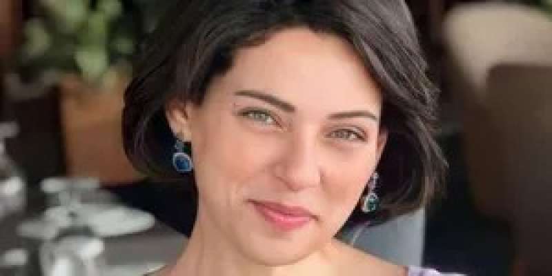 الفنانة نورهان