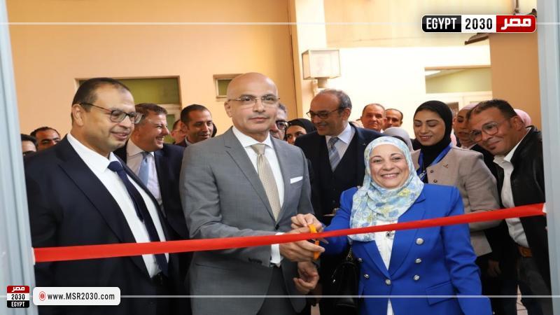 رئيس جامعة عين شمس يفتتح سلسلة من المشروعات التطويرية