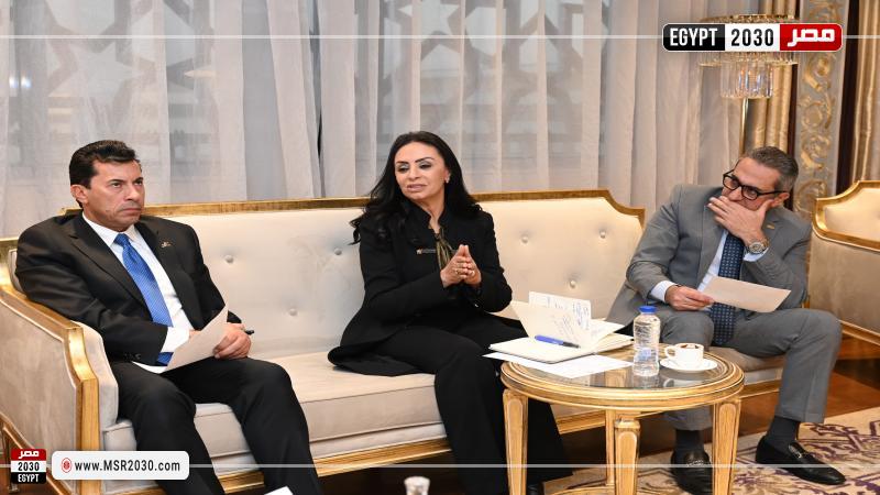 وزيرا التضامن الاجتماعي والشباب والرياضة
