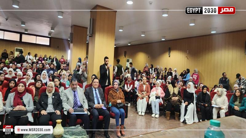 كلية الألسن بجامعة عين شمس