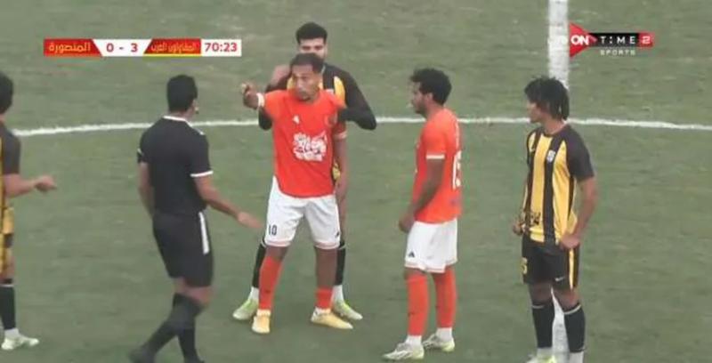 أول تعليق من شقيق أحمد شاهين لاعب المنصورة بعد اعتدائه على مدربه
