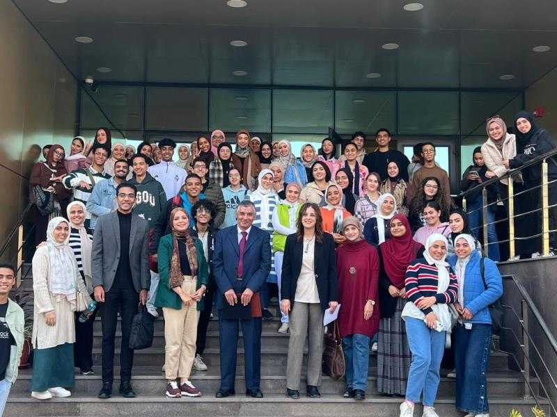 كلية الإعلام بجامعة عين شمس تنظم ورشة بعنوان إبداع محتوى الراديو (الفكرة .. الاسكربت ..الإلقاء)