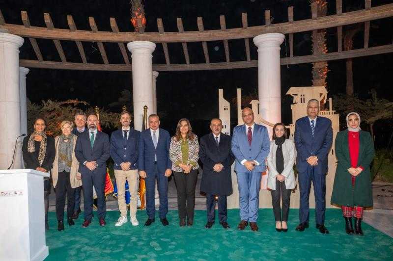 محافظ أسيوط يشارك في الحفل الختامي لمشروع بناء القدرات من خلال تطوير البنية التحتية في المناطق الحضرية
