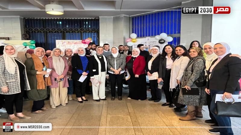 كلية الصيدلة بجامعة عين شمس