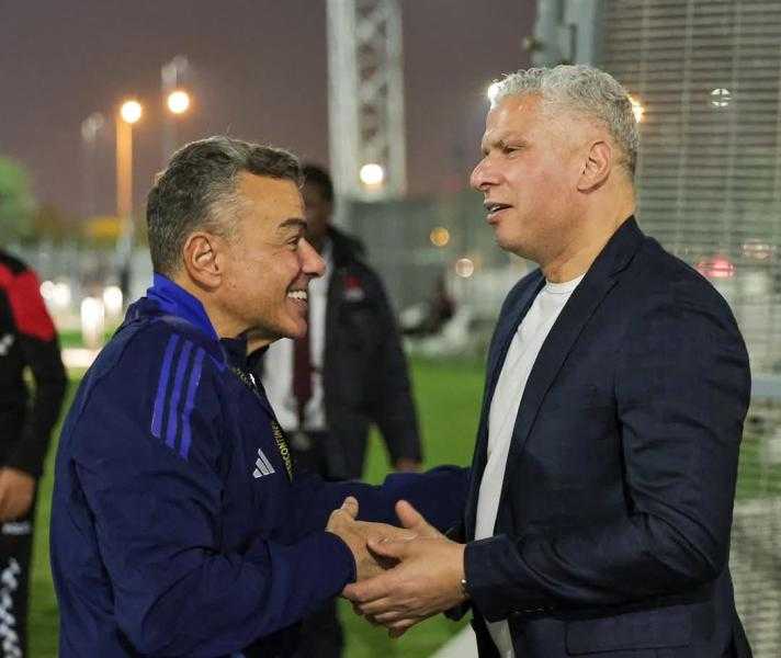وائل جمعة يزور بعثة الأهلي قبل مواجهة باتشوكا بـ كأس الإنتركونتيننتال