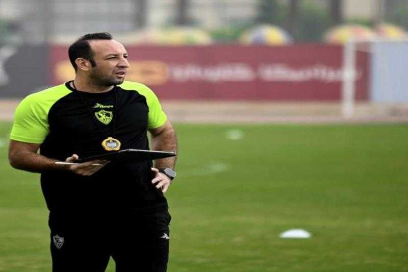 كواليس جلسة أحمد مجدي مع لاعبي الزمالك قبل موقعة المصري بالكونفدرالية