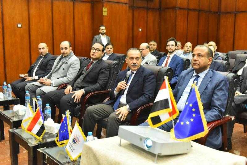 محافظ أسيوط يشهد لقاء مجلس إدارة الغرفة التجارية ووفد الاتحاد الأوروبي