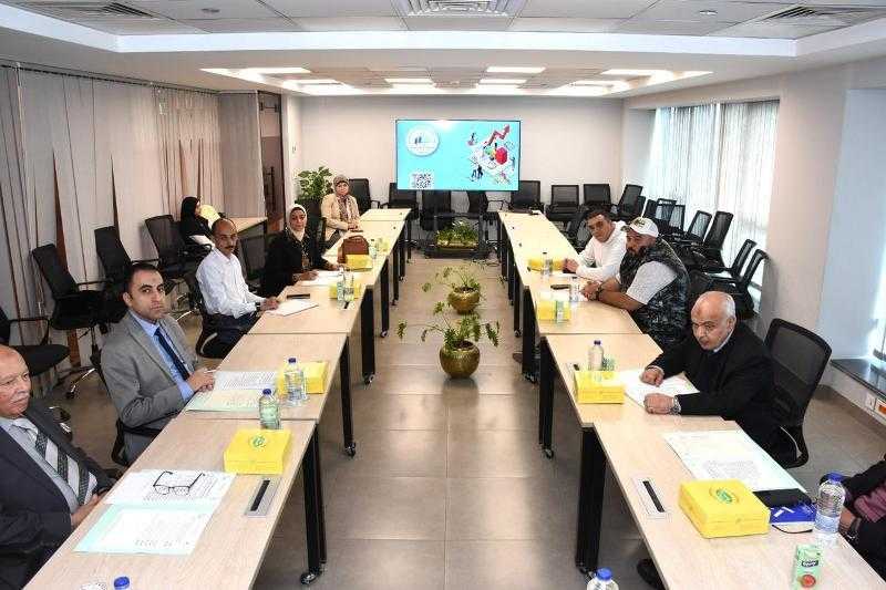 مجلس مركز الاستشارات المالية بعين شمس يعقد جلسته الختامية للعام 2024