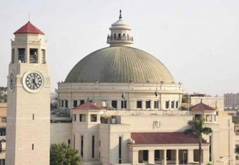 جامعة القاهرة تنهي استعداداتها لإجراء امتحانات نهاية الفصل الدراسي الأول