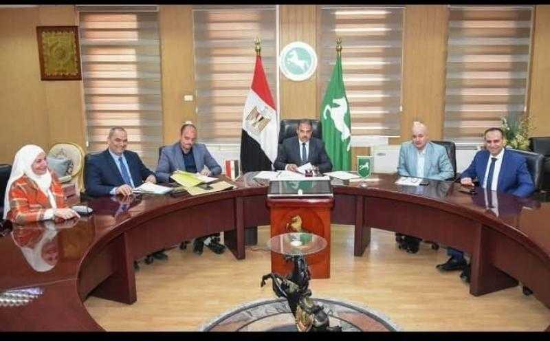 محافظ الشرقية يترأس لجان اختبار تجديد شغل وظائف قيادية بالديوان العام ومديرية الشؤون الصحية