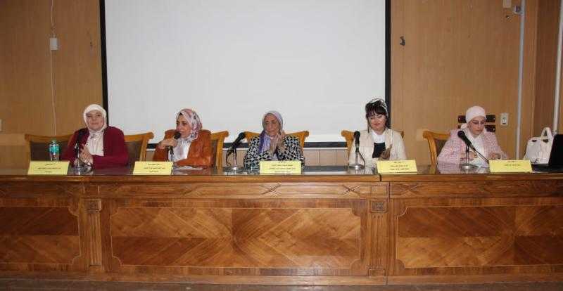 كلية الألسن بجامعة عين شمس تحتفل باليوم العالمي لذوي القدرات الخاصة بالتعاون مع وحدة دعم المرأة ومناهضة العنف