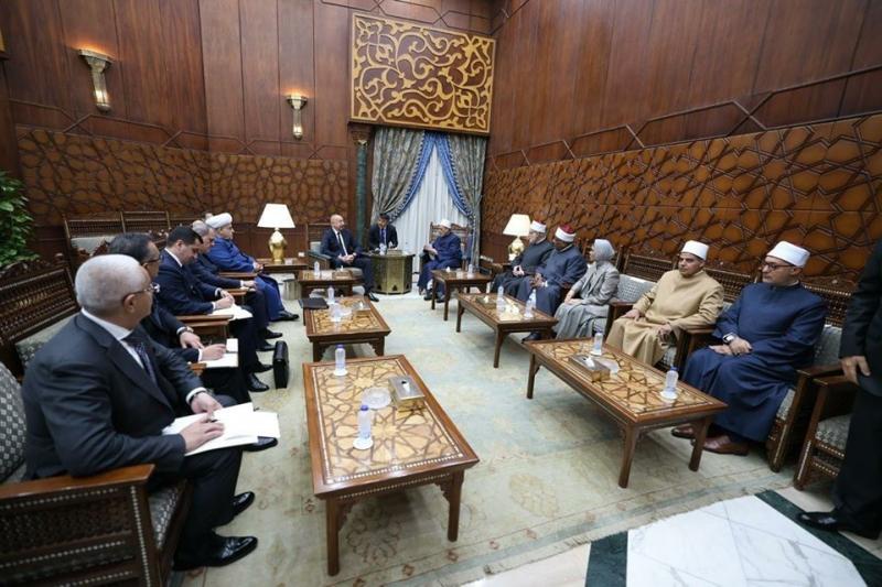 في حضرة الإمام 2024.. الطيب يحاور 16 ملكًا ورئيسًا حول القضايا التي تؤرق العالم والإنسانية
