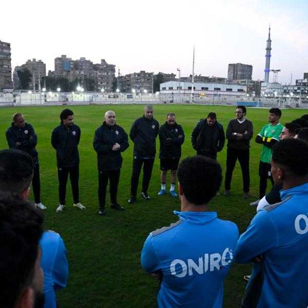 تفاصيل جلسة جروس مع لاعبي الزمالك قبل مران اليوم
