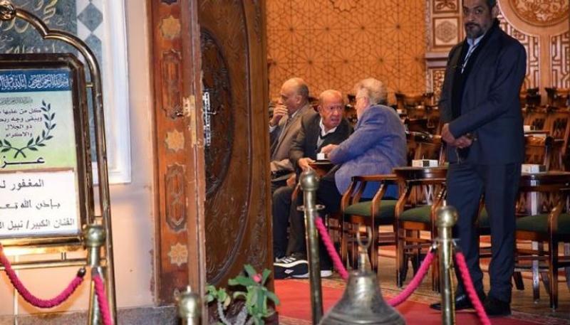 لطفي لبيب بعزاء نبيل الحلفاوي