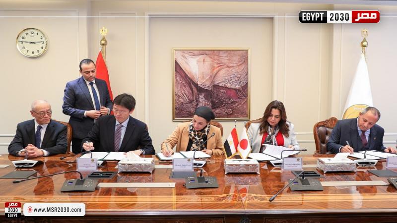 وزيرتا البيئة والتنمية المحلية ومحافظ بورسعيد يوقعون مع التعاون اليابانية وثيقة مشروع مبادرة بورس