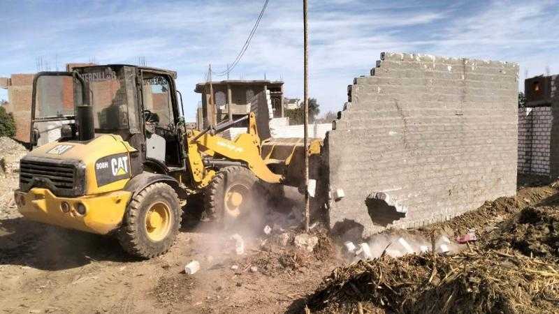 محافظ أسيوط: إزالة 27 حالة تعدي على أراضي أملاك دولة بمركزي منفلوط وأبنوب