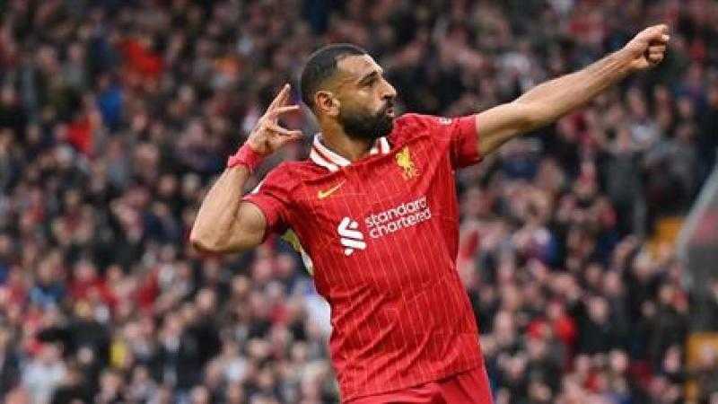 فابريزيو رومانو يفجر مفاجأة بشأن مستقبل محمد صلاح مع ليفربول