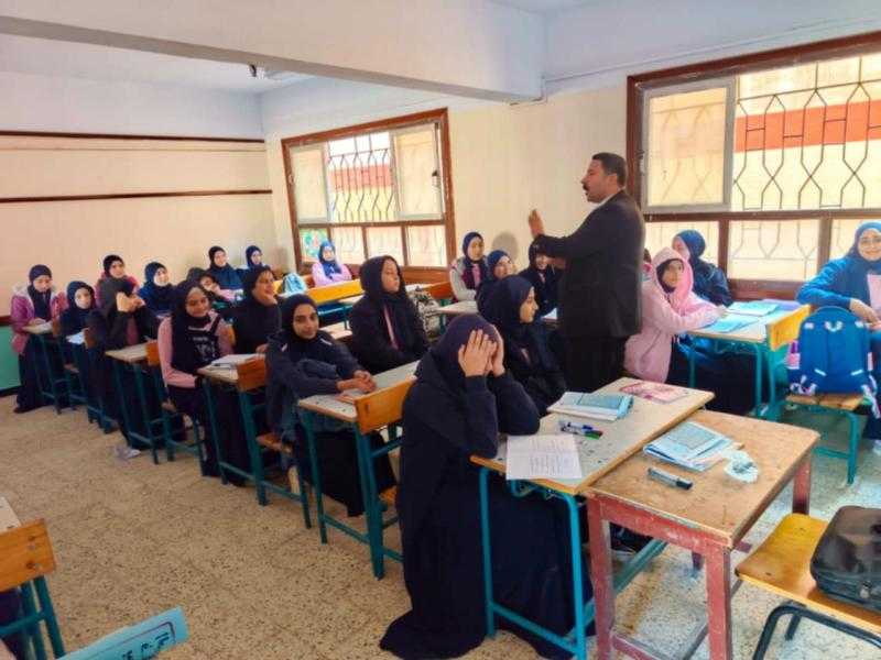 الثقافة بدمياط تحتفي باليوم العالمي للغة العربية
