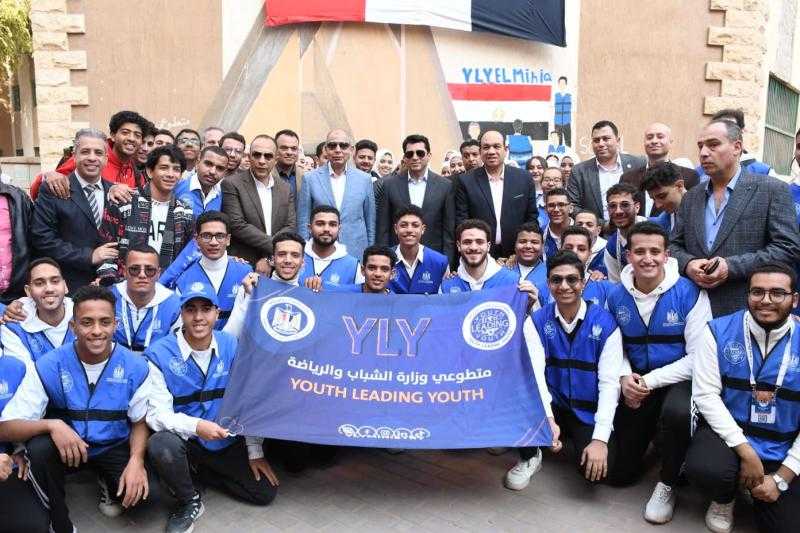 وزير الشباب والرياضة والمحافظ يفتتحان نزل شباب المنيا الدولي