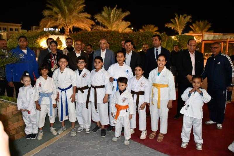 وزير الرياضة ومحافظ المنيا يفتتحان مرحلة إحلال وتجديد فرع نادي المنيا الرياضي بمدينة المنيا الجديدة
