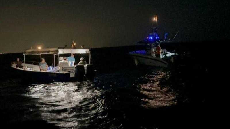 إنقاذ 5 سعوديين بعد جنوح واسطتهم البحرية