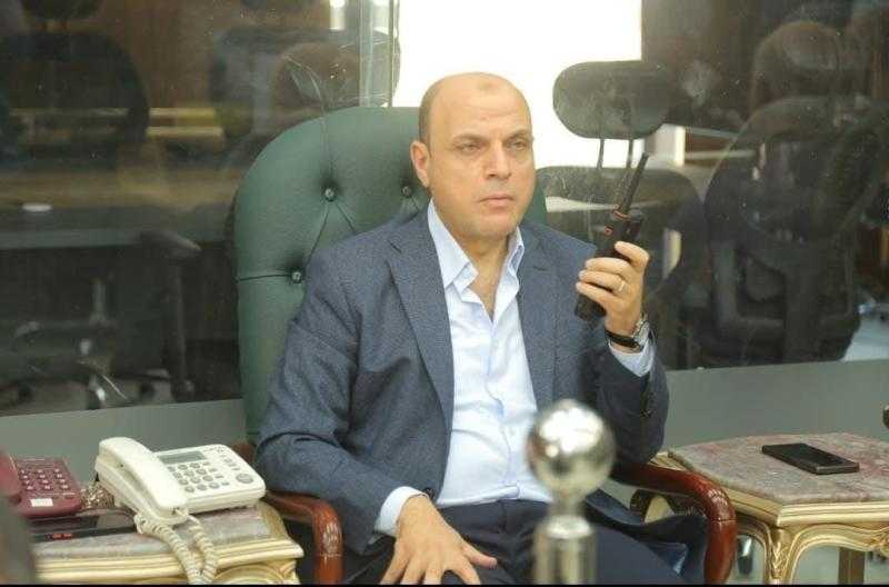 محافظ كفر الشيخ يتابع جهود كسح مياه الأمطار وجاهزية المعدات لمجابهة التغيرات المناخية بمراكز ومدن المحافظة