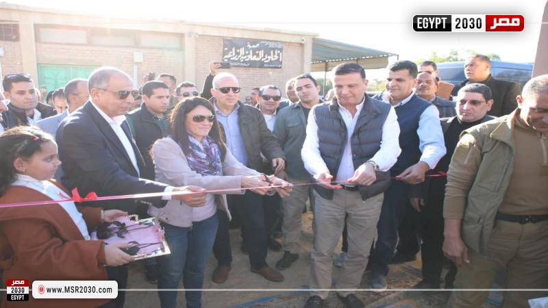 وزراء الزراعة والتخطيط والري ومحافظ المنيا