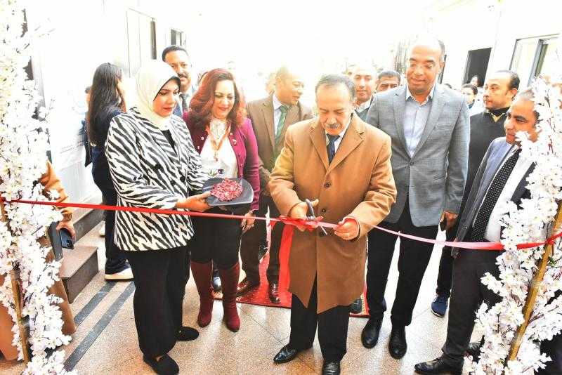 محافظ أسيوط يفتتح أعمال التطوير بمستشفى الرمد
