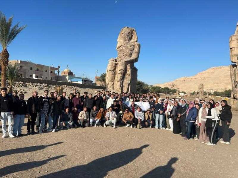 جامعة أسيوط الأهلية تُنظم رحلة سياحية لطلابها إلى مدينة الأقصر لزيارة أهم معالمها الأثرية