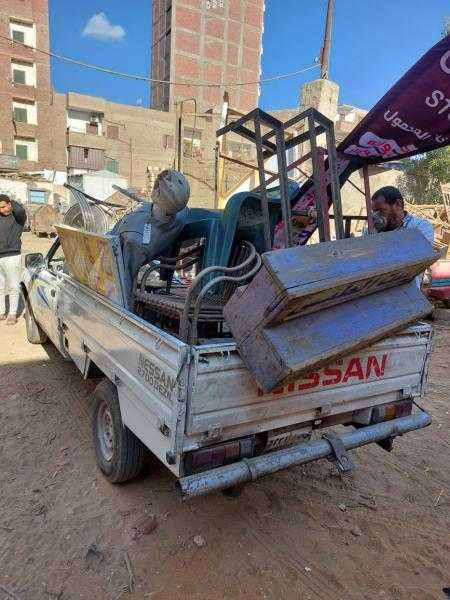 محافظ أسيوط يوجه بتكثيف حملات الإشغالات وتعديات الباعة الجائلين بمركز ديروط