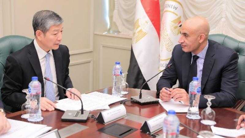 التعليم: ”الصيني” شعبيته كبيرة بين الطلاب والمعلمين ويتم تدريسه في21 مدرسة