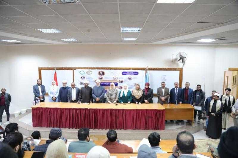 تكريم الوافدين بكلية العلوم الإسلامية بجامعة الأزهر وافتتاح دورة مواجهة الشبهات الإلحادية