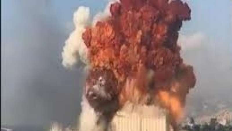 انفجار 