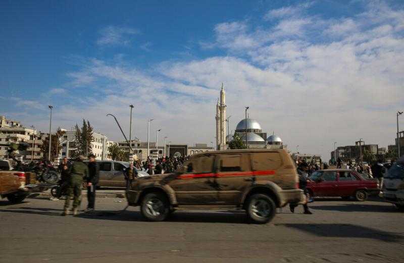 شاهد بالفيديو.. وجهاء الطائفة العلوية في حمص يصدرون بيانا إلى أهالي المحافظة