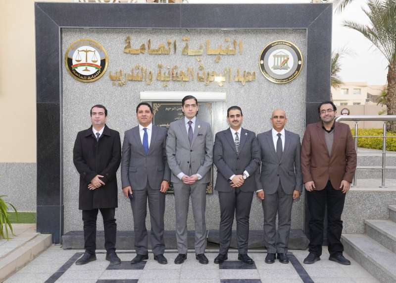 ورة تدريبية لأعضاء النيابة العامة
