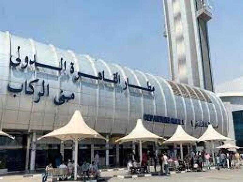 ضبط راكب بمطار القاهرة بحوزته 200 قرص ترامادول