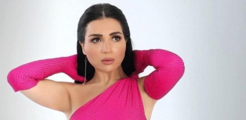 مي عز الدين