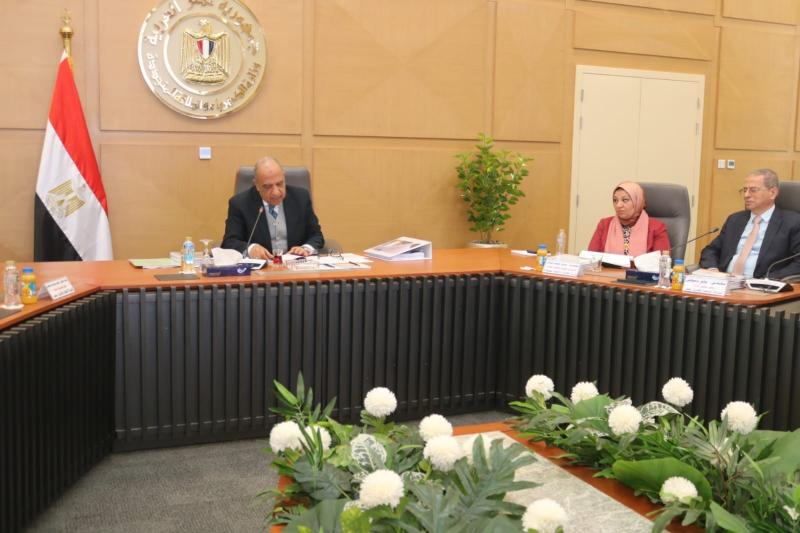 وزير الكهرباء يترأس أعمال الجمعية العامة للشركة القابضة لكهرباء مصر