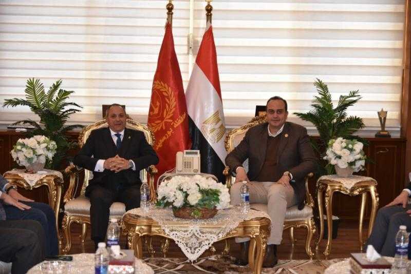 محافظ بورسعيد يستقبل رئيس الهيئة العامة للرعاية الصحية  لمتابعة مستجدات العمل في القطاع الصحي