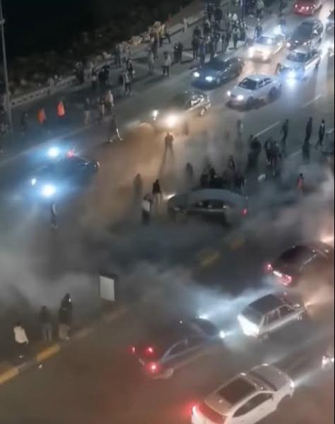حريق سيارة بكورنيش الاسكندرية 