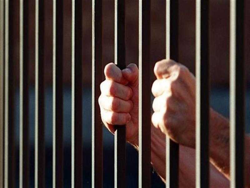 حبس 4 أشخاص بتهمة غسل 50 مليون جنيه في القاهرة